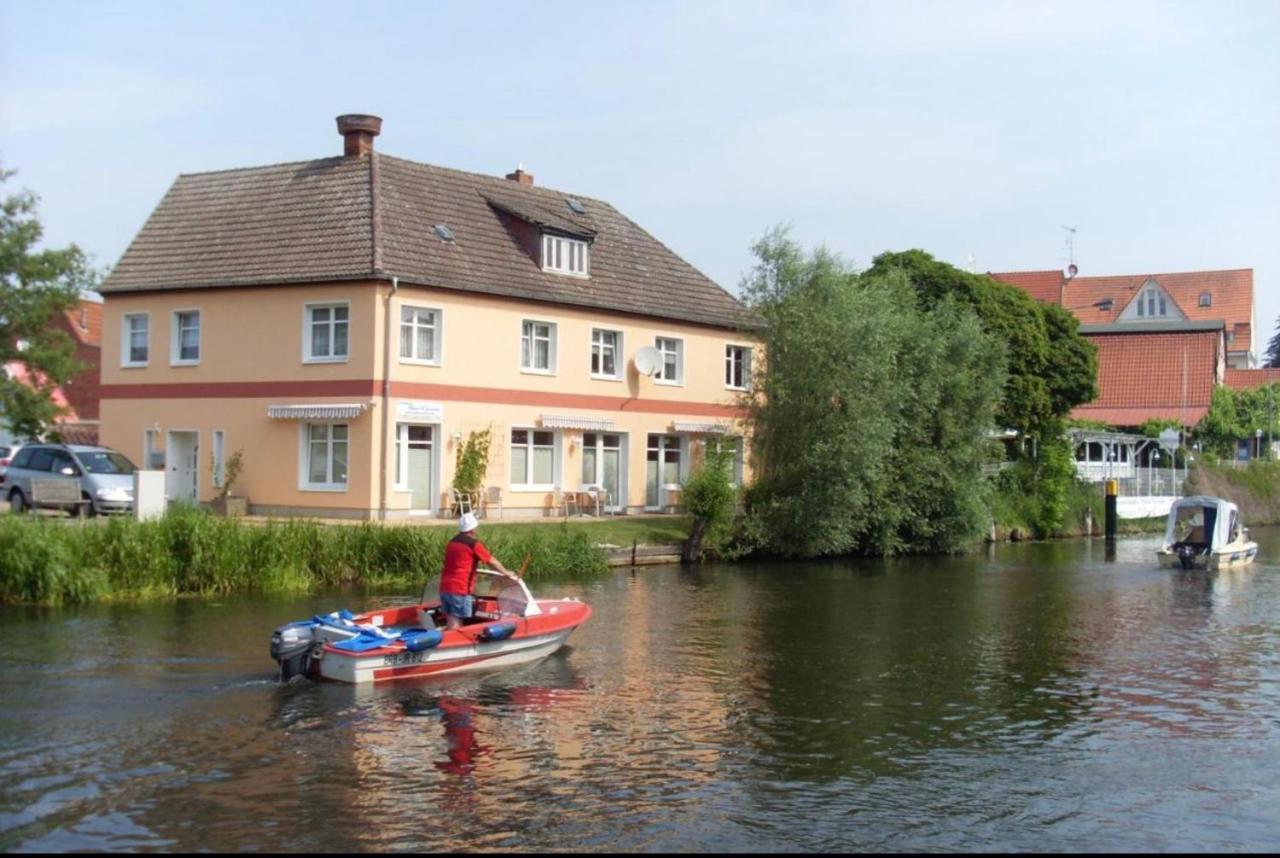 Ferienwohnungen Direkt An Der Elde Lubz Luaran gambar